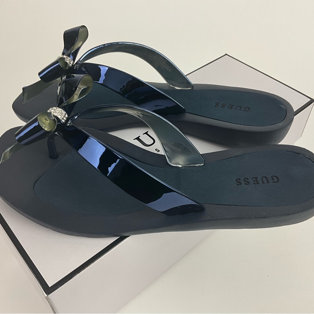 Guess Women's TUTU 9 Navy Bow Thong Flat Flip,Flop Sandals NIB - Picture 2 of 8